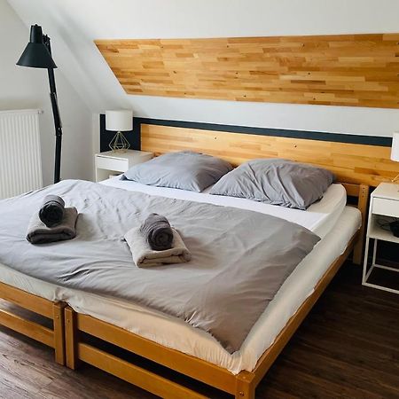 Gemutliches, Stadtnahes 2-Zimmer Apartment Mit Netflix Bielefeld Luaran gambar