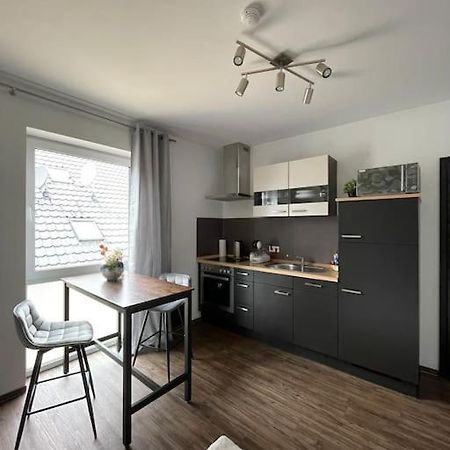 Gemutliches, Stadtnahes 2-Zimmer Apartment Mit Netflix Bielefeld Luaran gambar
